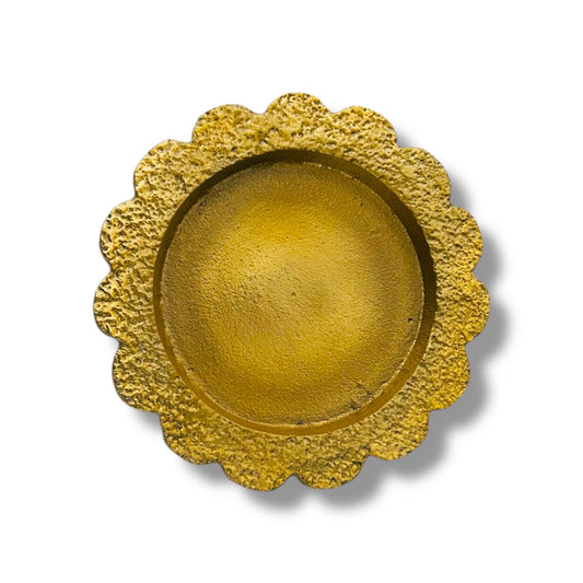 Flower Shape Round Metal Platter